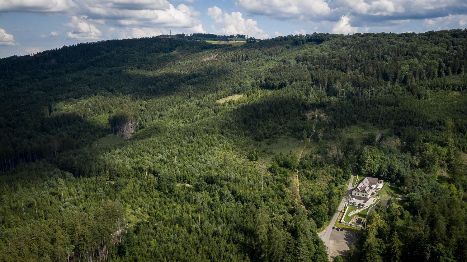 Hotel Penzion Na Kraji Lesa Valašské Meziříčí Exterior foto